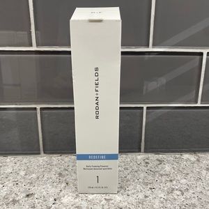 Rodan and Fields Redefine Daily Foaming Cleanser